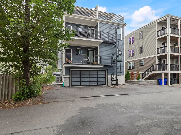 10 Hallet St #1 — Photo 29