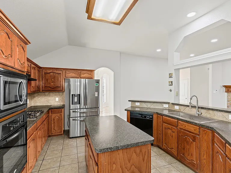 3509 Manor Dr — Photo 9