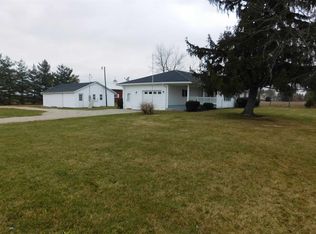 2024 W Division Rd, Huntington, IN 46750