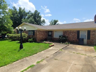 1577 Azalea Dr, Clarksdale, MS, 38614