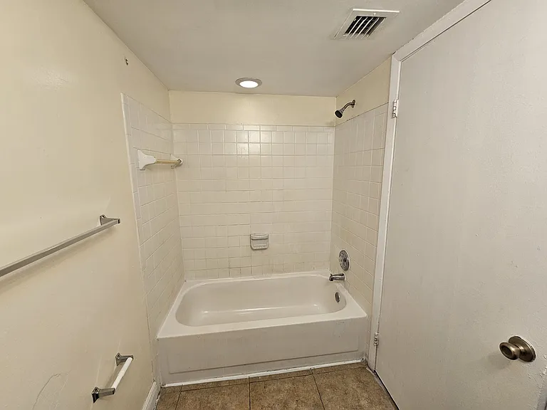 5686 Rock Island Rd #126 — Photo 11