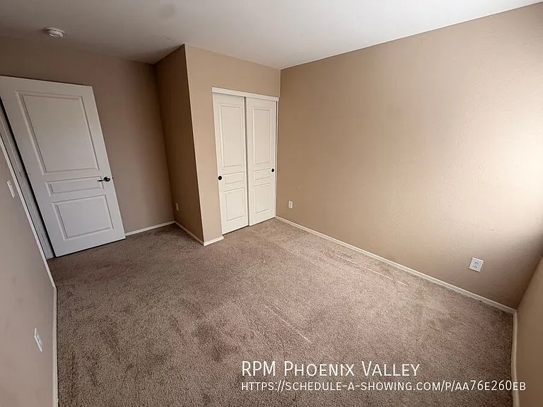 23927 W La Salle St — Photo 13