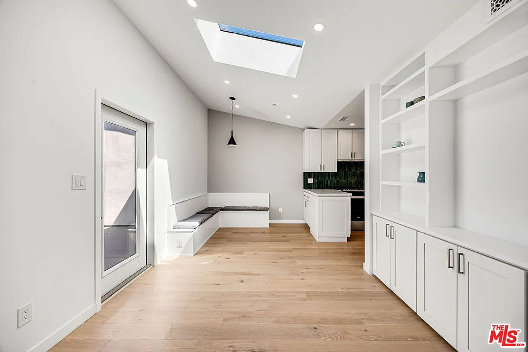 2 bed, 710 sqft, $2,650 — Photo 4