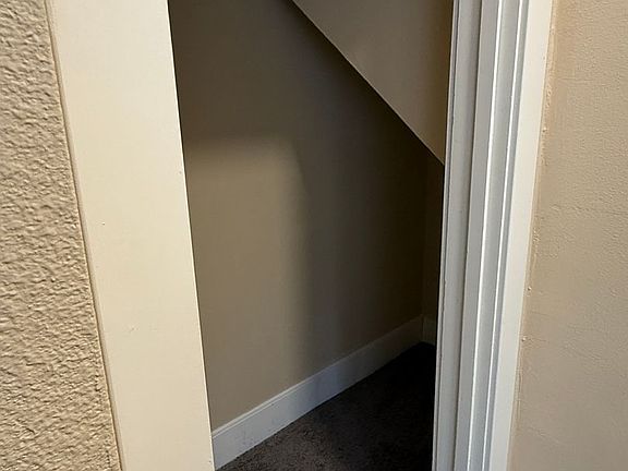 4th image of 820-830 S Monroe St #822-A