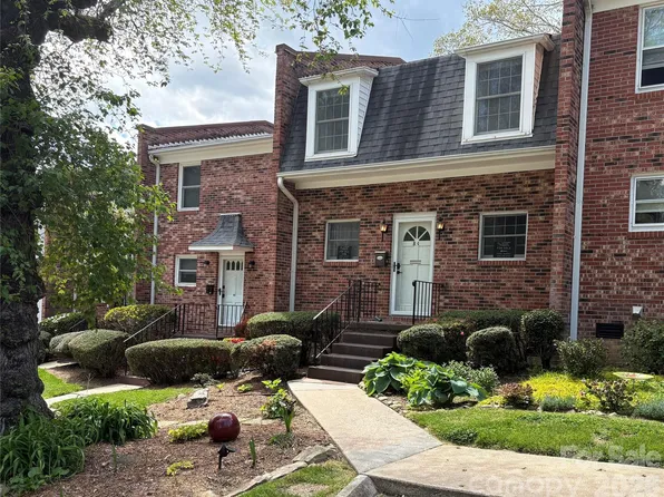 1409 Kensington Rd APT B4, Hendersonville, NC 28791