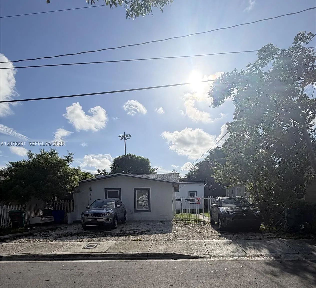 No Miami Est Sec 3 — Photo 1