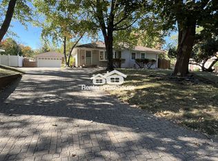 10800 Morris Ave S, Bloomington, MN 55437