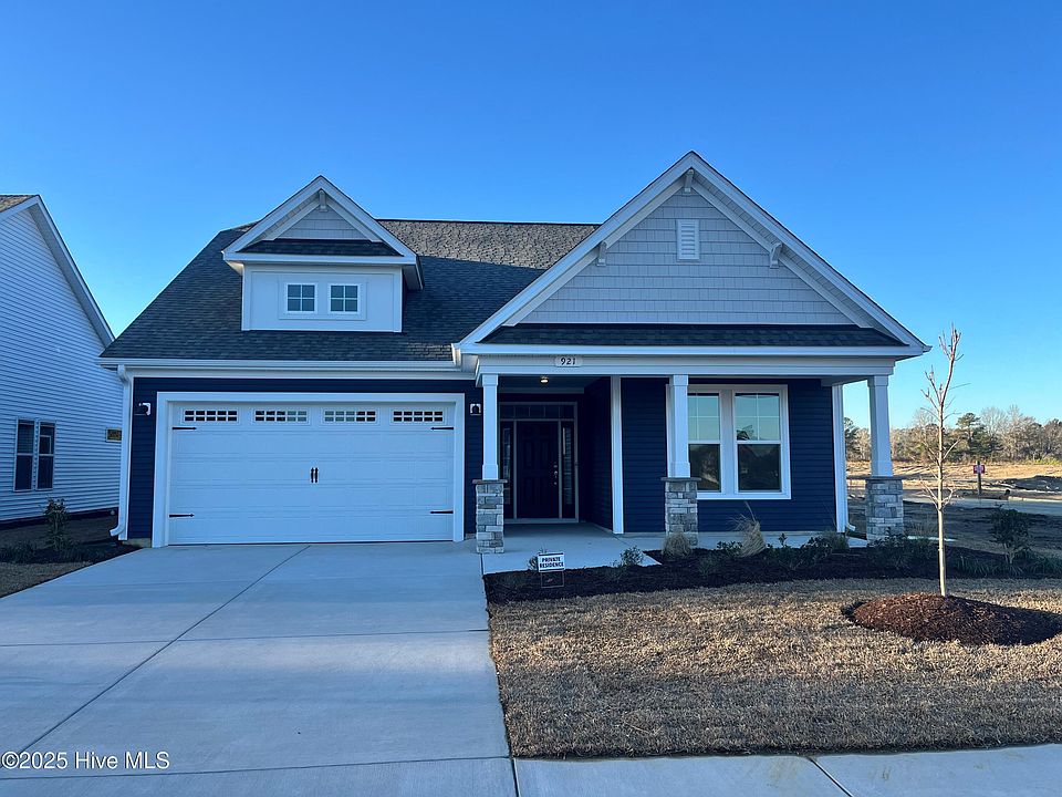 1st image of 921 Anemone Court NW