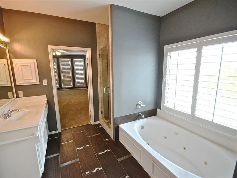 5802 Sage River Ct — Photo 20