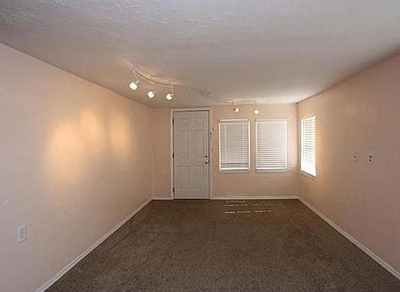 3rd image of 4012 E Fairview Dr