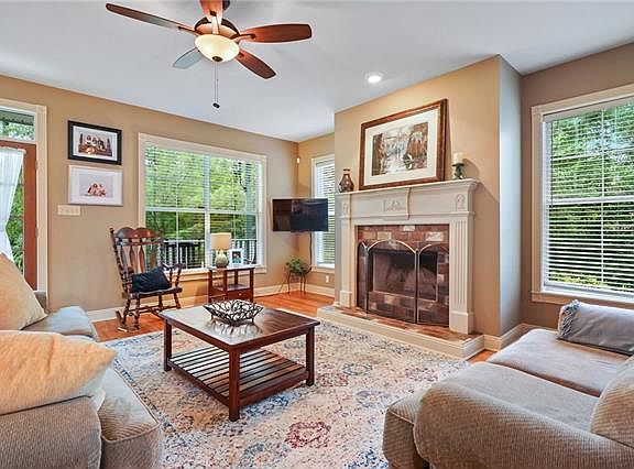 5th image of 18120 Cusachs Dr
