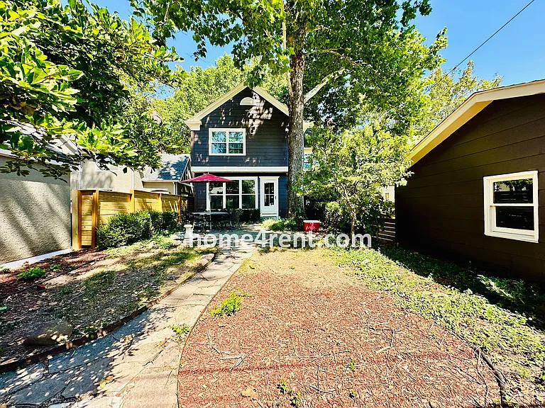 211 W 66th St — Photo 40