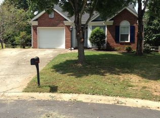 9011 Loveden Ct, Charlotte, NC 28215