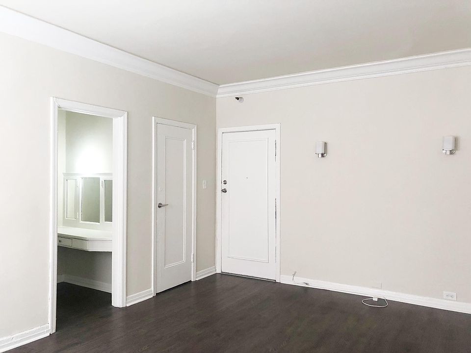 1st image of 3184 W 8th St APT 204
