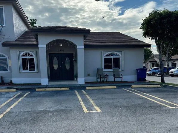 18861 NW 86th Ct APT 3901, Hialeah, FL 33015
