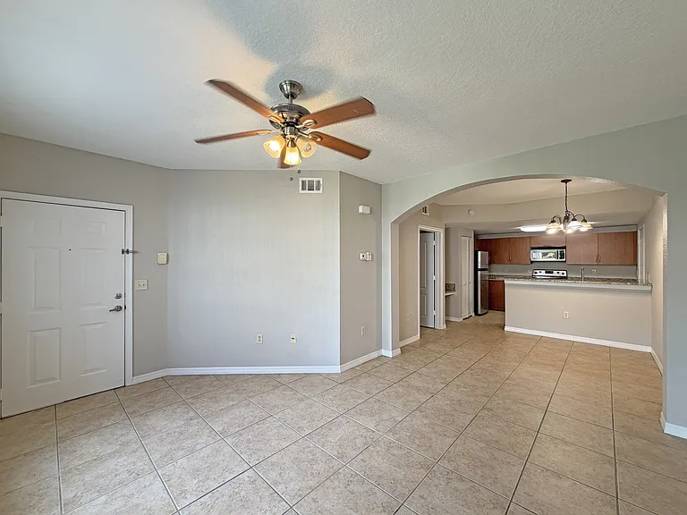 138 SW Peacock Blvd #106 — Photo 4
