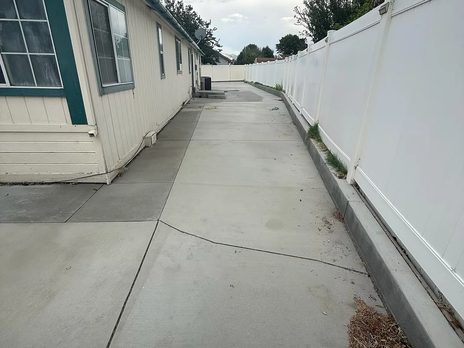 3 bed, 1742 sqft, $2,500 — Photo 2