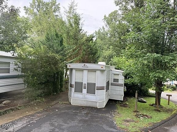 3rd image of 4229 E Pkwy Lot 119