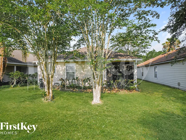 2089 W Lymington Way — Photo 18