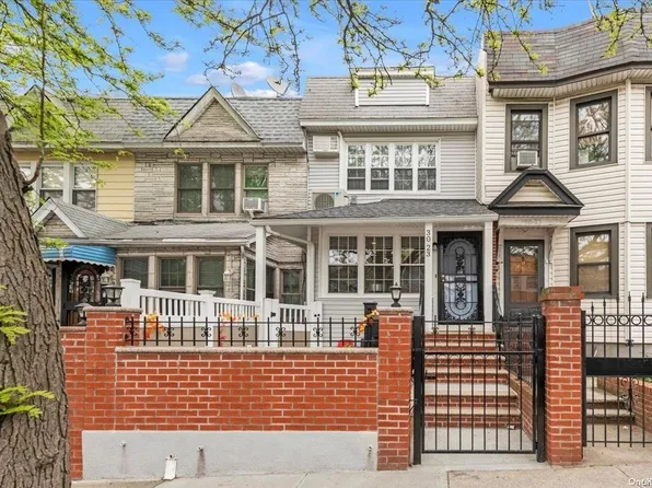 30-23 92nd Street, East Elmhurst, NY 11369