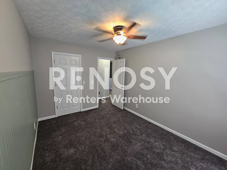 5533 Strathmoor Manor Cir — Photo 23
