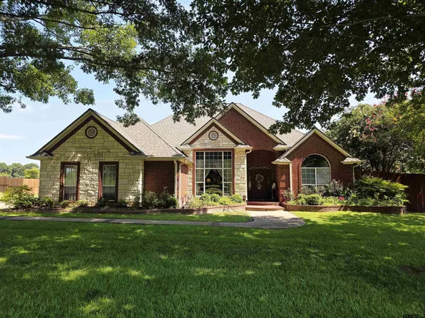 126 E Post Oak Dr, Frankston, TX 75763