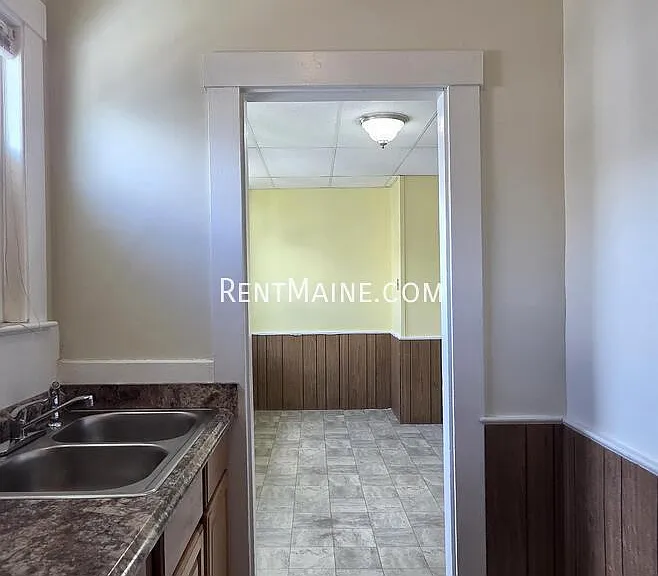 84 Shawmut St #2-R — Photo 4