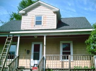 8 Cuba Rd, Worcester, MA 01603