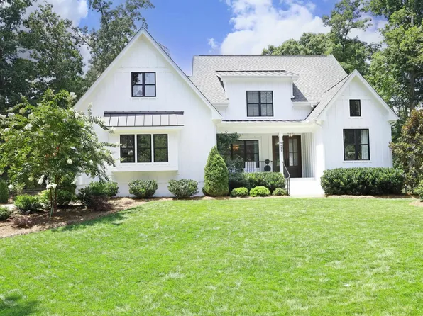 5405 Crestview Rd, Raleigh, NC 27609