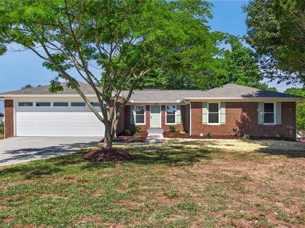 139 Berrier Rd, Lexington, NC 27295
