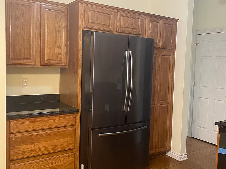 1638 E Lakeview Ln — Photo 10