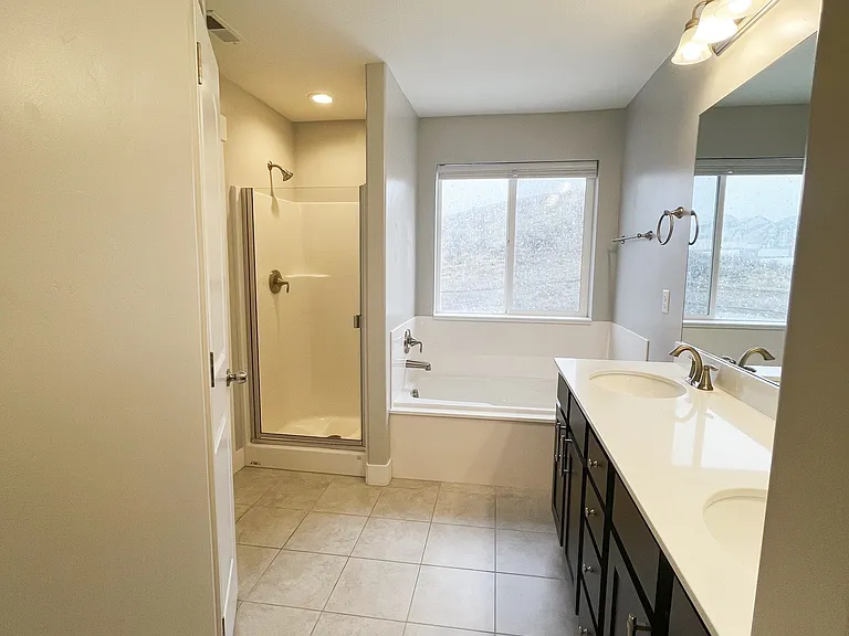1638 W Quailhill Rd — Photo 17