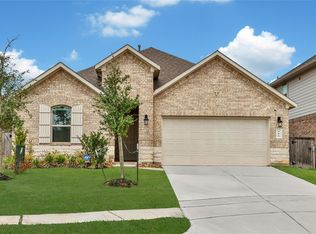 906 Youth Water Rd, Montgomery, TX 77316