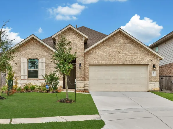 906 Youth Water Rd, Montgomery, TX 77316