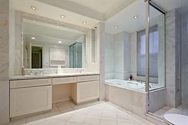 Rented by Douglas Elliman | media 8