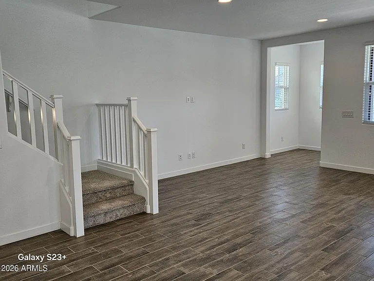 3353 S Primrose Ave — Photo 7