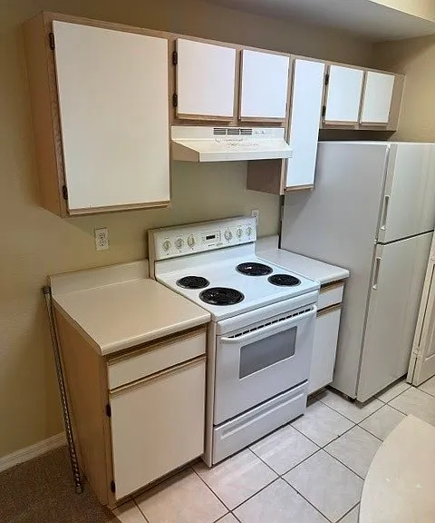6321 Aragon Way #205 — Photo 4
