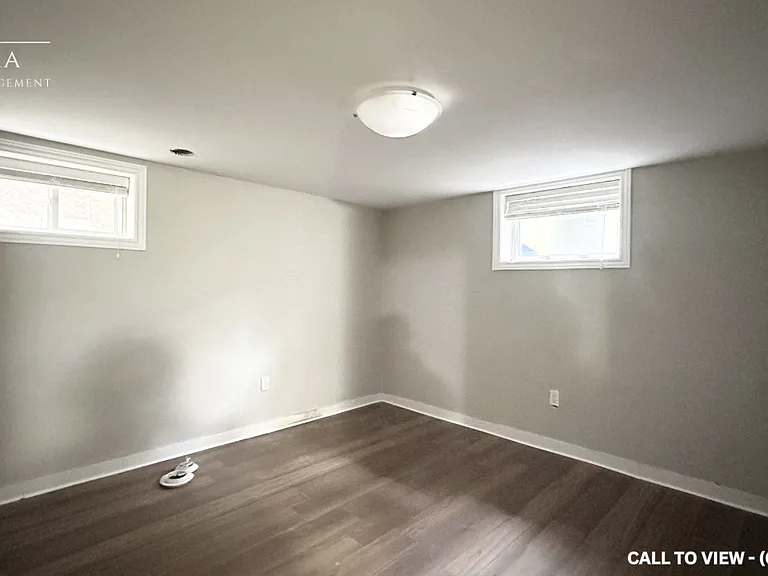 154 Oxford St W #154 — Photo 7