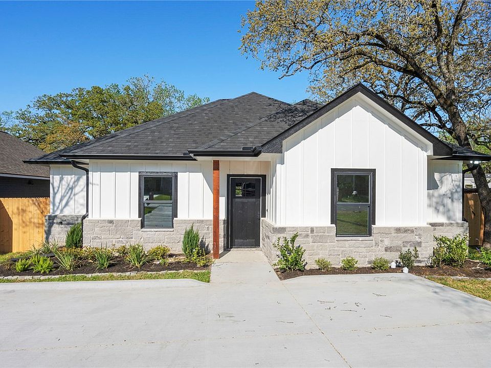 1st image of 1612 Robeson St