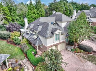 8915 Challis Hill Ln, Charlotte, NC 28226