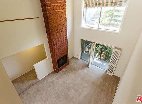 3rd image of 4311 Colfax Ave Unit 216