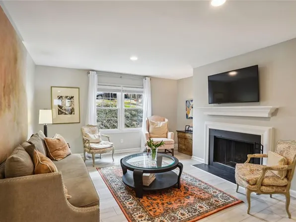 153 Amherst Pl NW, Atlanta, GA 30327