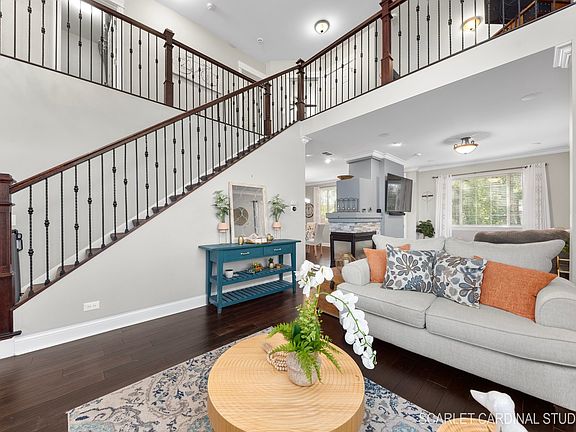 4th image of 2591 Camberley Cir