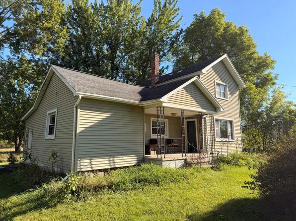 908 Napoleon Rd, Michigan Center, MI 49254