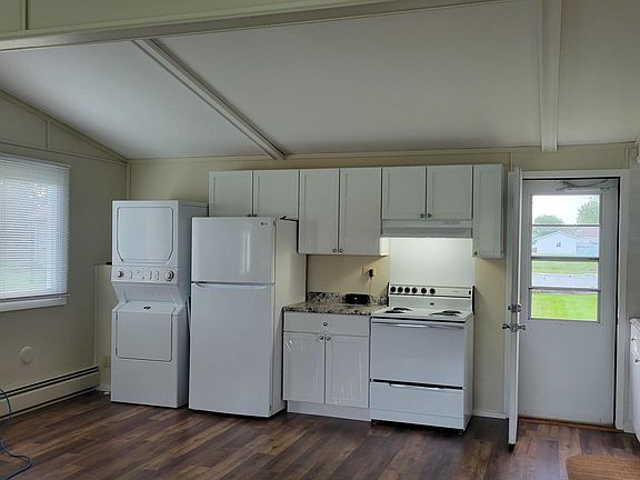 4th image of 820 S Vermillion St