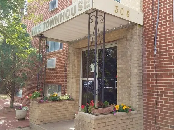 306 E 18th St, Cheyenne, WY