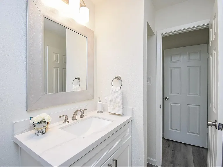 10010 Tahoka Ln — Photo 27