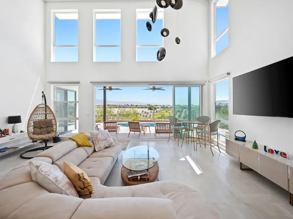 3618 Taylor Dr, Palm Springs, CA 92262