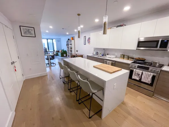 30 Penniman Rd #204, Allston, MA 02134