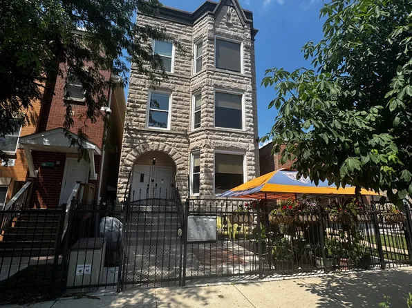 2726 W Adams St #2, Chicago, IL 60612